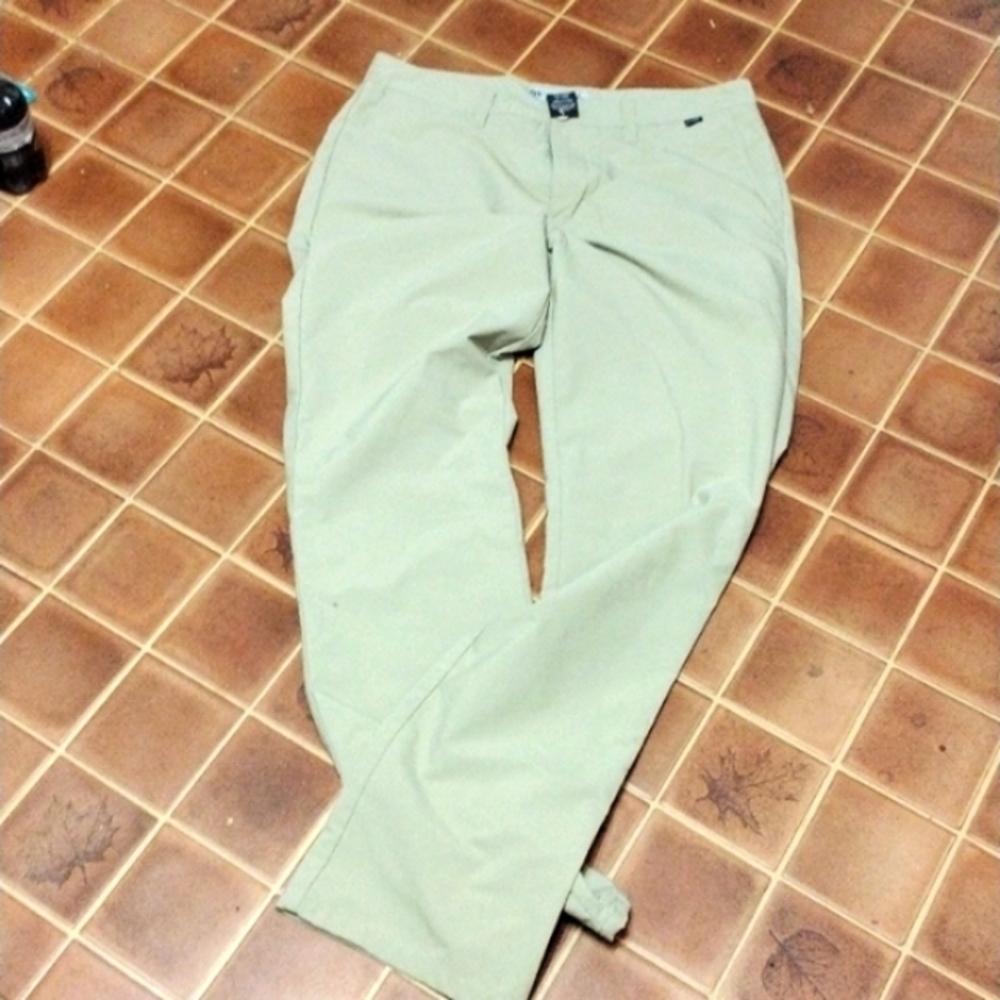 Travis Mathew mens nylon  chinos pant